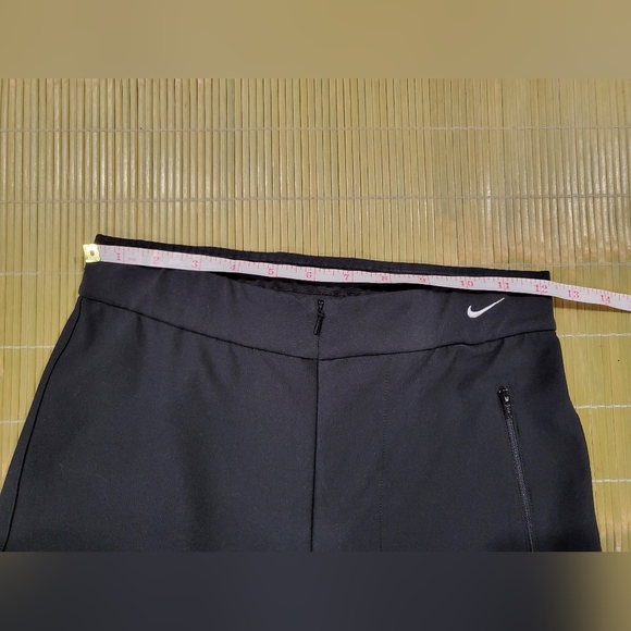 🖤 SOLD ON DEPOP 🖤Nike High Rise Zip Front Small Zip Pocket Straight Pant - Picture 9 of 10